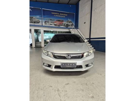 HONDA CIVIC 2.0 LXR 16V FLEX 4P AUTOMÁTICO HONDA CIVIC 2.0 LXR 16V FLEX 4P AUTOMÁTICO